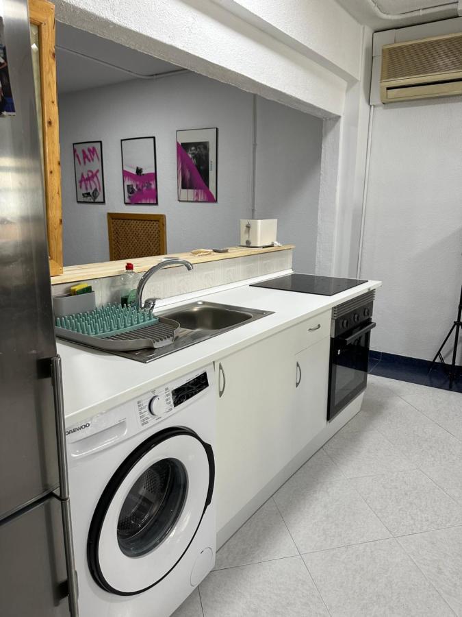 Apartamentos Mediavilla Madrid Luaran gambar